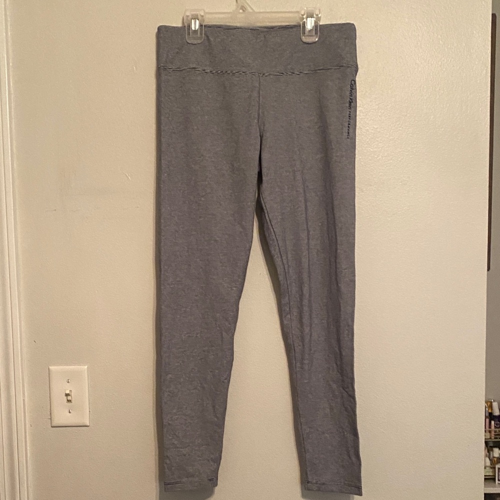 Calvin Klein Performance Quick Dry Navy and White Pinstripe Leggings [Size: L]